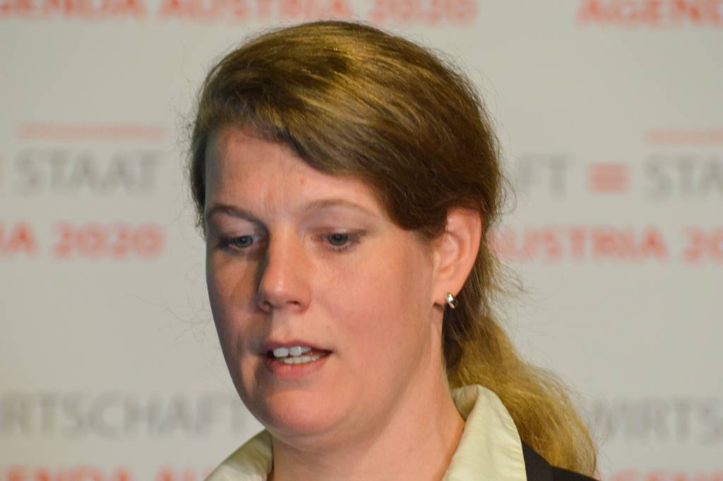 DI (FH) Sandra Murth (Alysis)